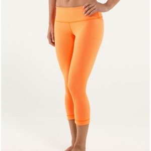 Lululemon Wunder Under crops reversible sz 2